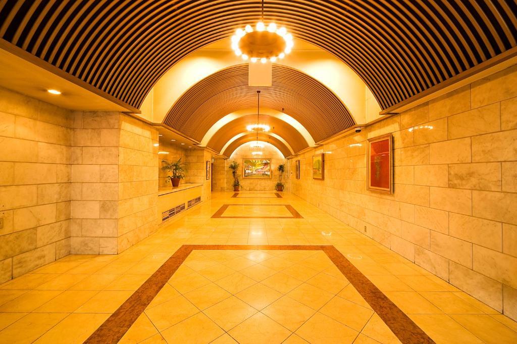 Highness Hotel كورومي المظهر الخارجي الصورة