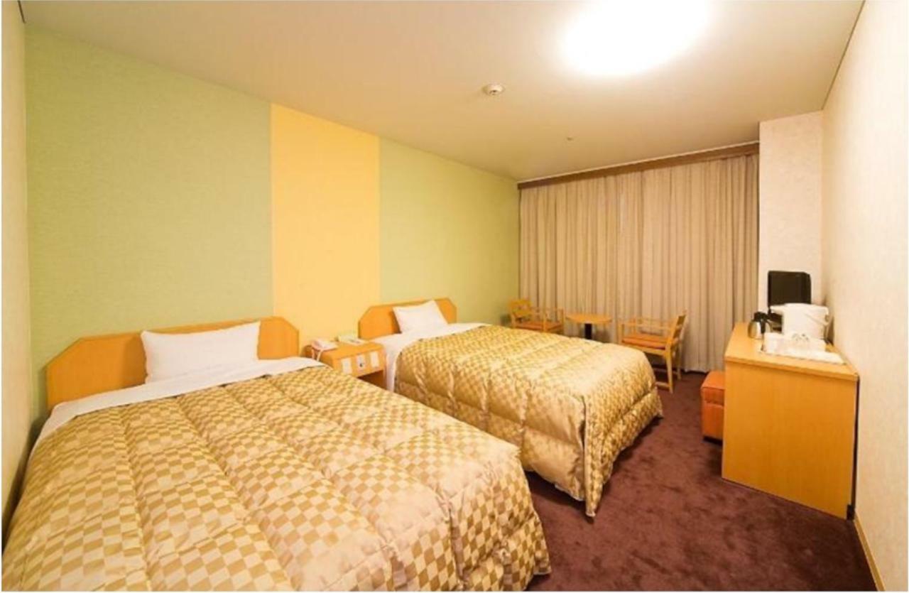 Highness Hotel كورومي المظهر الخارجي الصورة