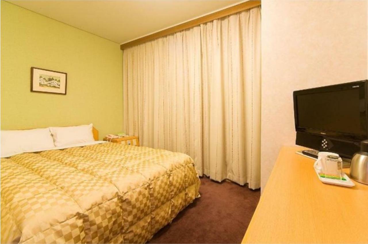 Highness Hotel كورومي المظهر الخارجي الصورة